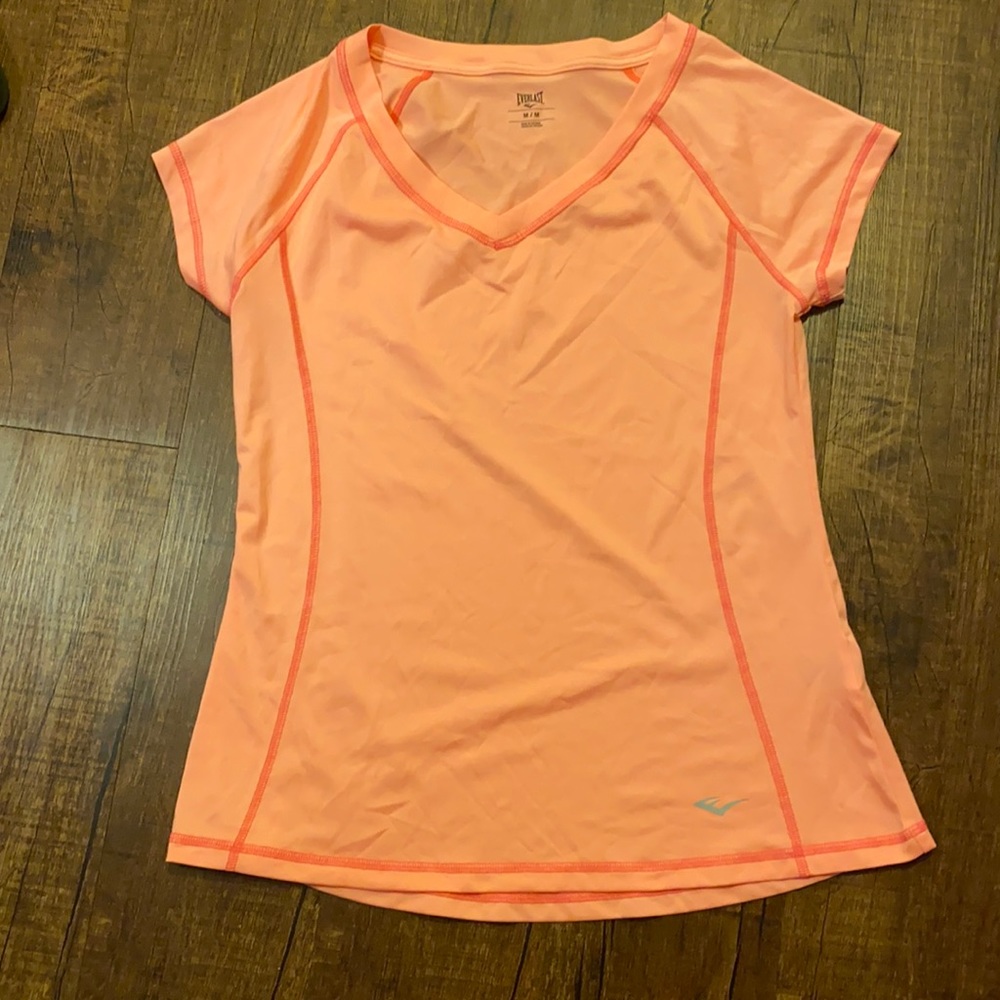 Lightweight women’s workout shirt
